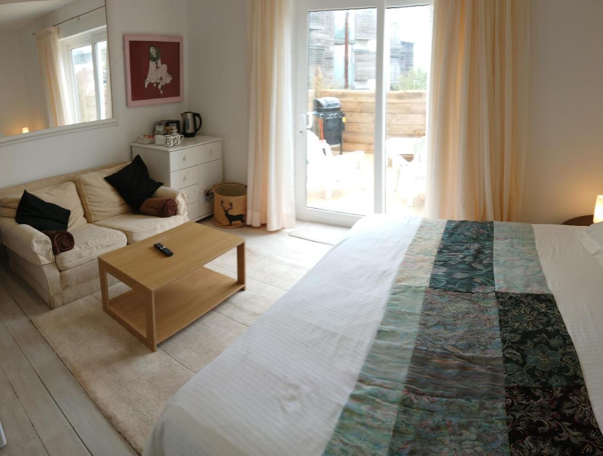 Surf Lookout - King Size En-Suite With Sea Views Ньюкі Екстер'єр фото